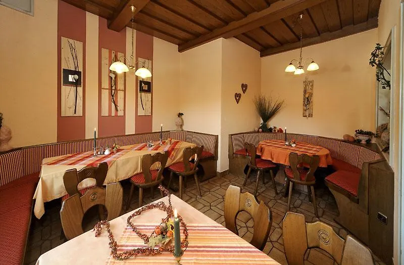 Landpension & Gasthaus Monika Ringelai Guest house