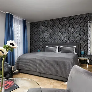 https://hotel-ambassador-berlin-grunau.find-berlin-hotels.com